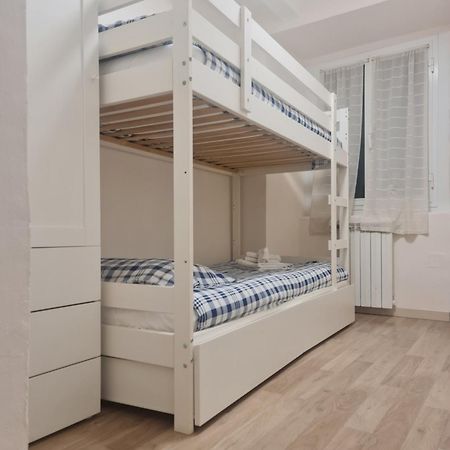 Apartmán Trilocale Nel Centro Di Sampierdarena Janov Exteriér fotografie