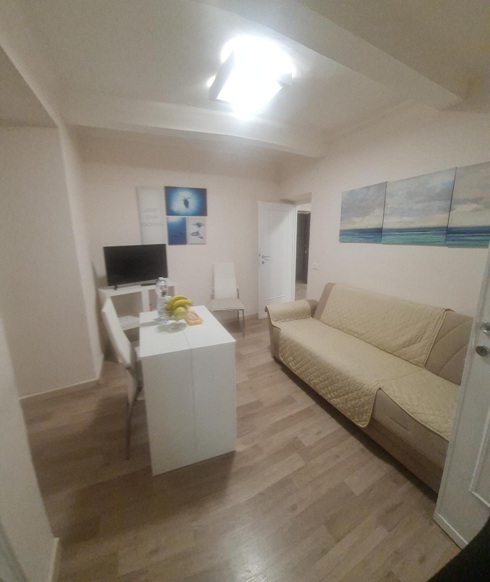 Apartmán Trilocale Nel Centro Di Sampierdarena Janov Exteriér fotografie